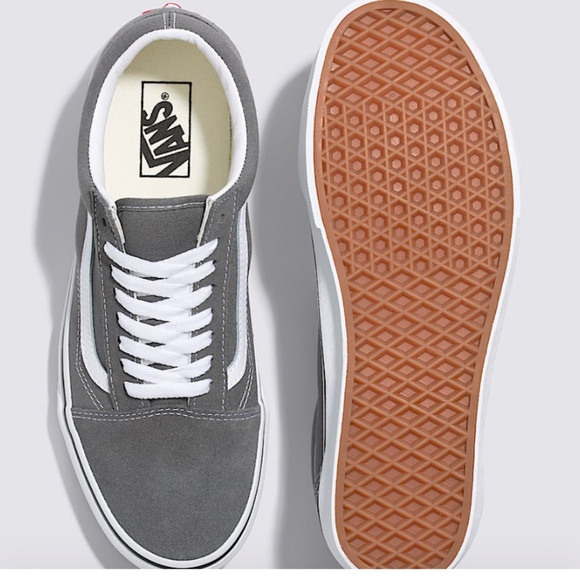 Vans Shoes - Women’s Vans Old Skool Shoes
